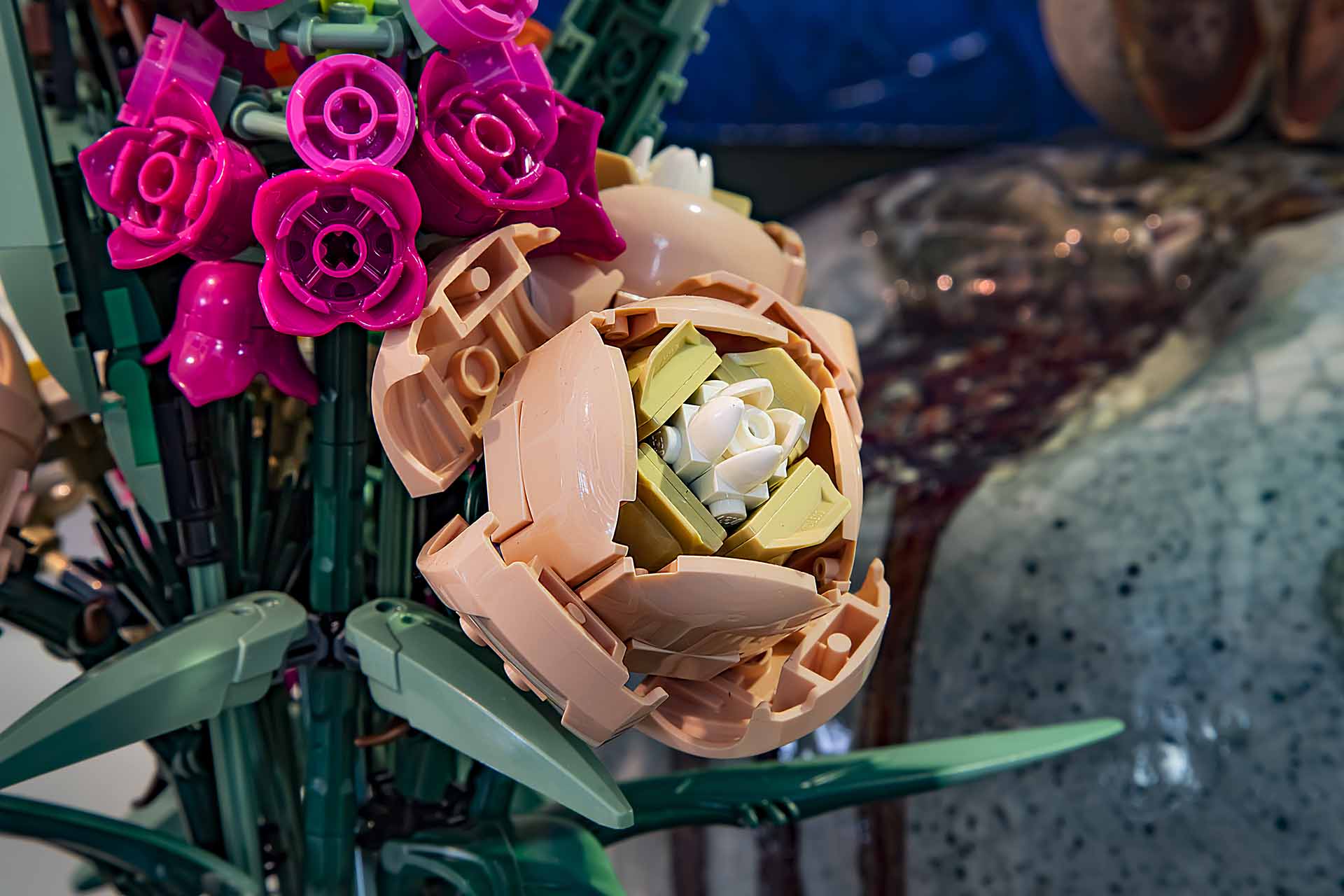 Gallery  Flower Bouquet - ManicMOCS